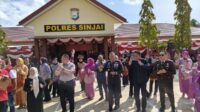 sinjai Sinergi Harmonis, Kapolres Sinjai dan Forkopimda Joget Bersama Usai Upacara HUT Bhayangkara Ke-79