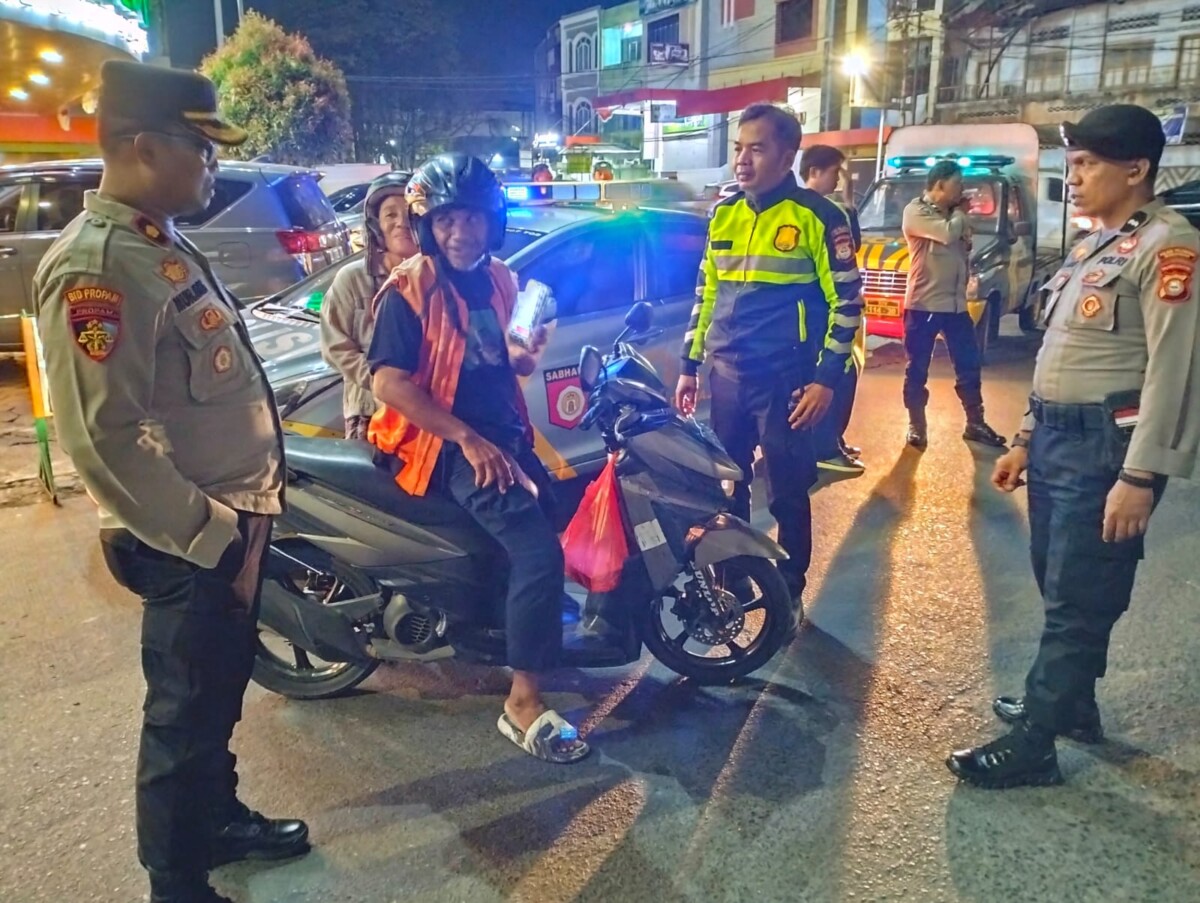 Kapolsek Wajo Pimpin Patroli KRYD, Polri Hadir Sebagai Sahabat Masyarakat
