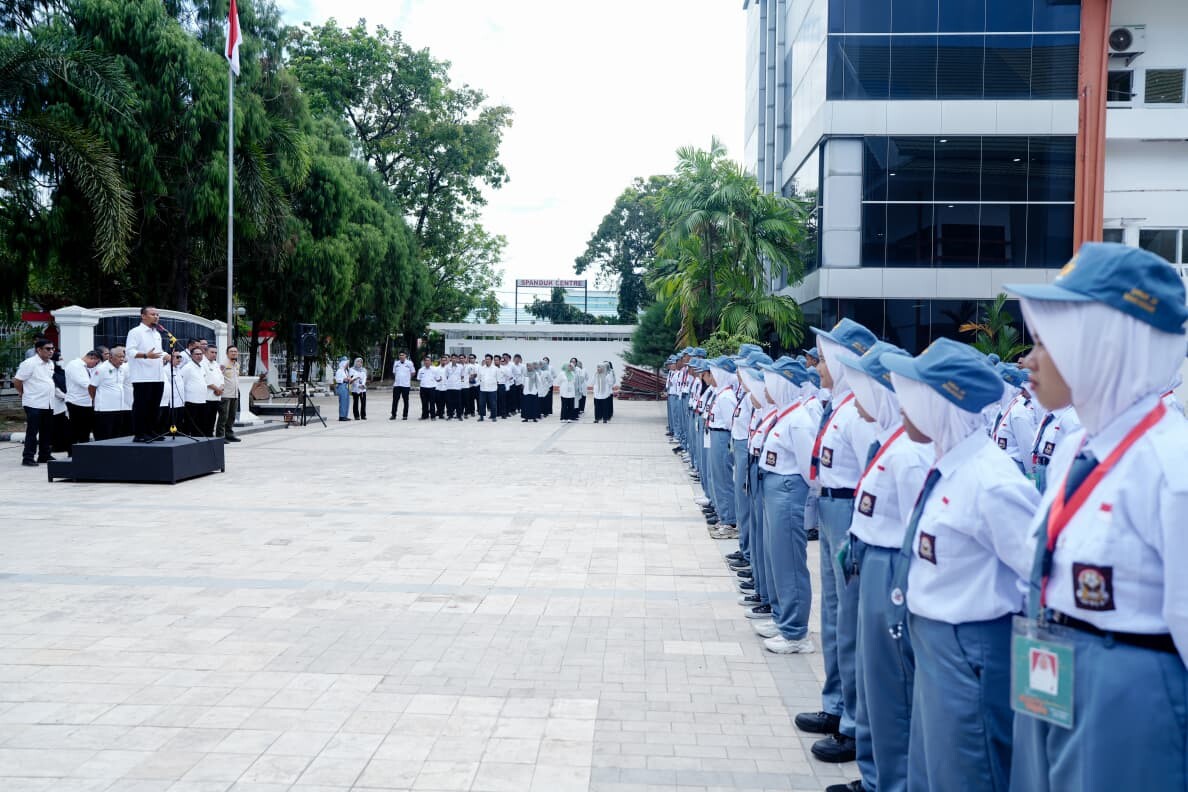 Gubernur Sulsel Pimpin Apel Perdana Sekolah Rakyat SMA di Makassar