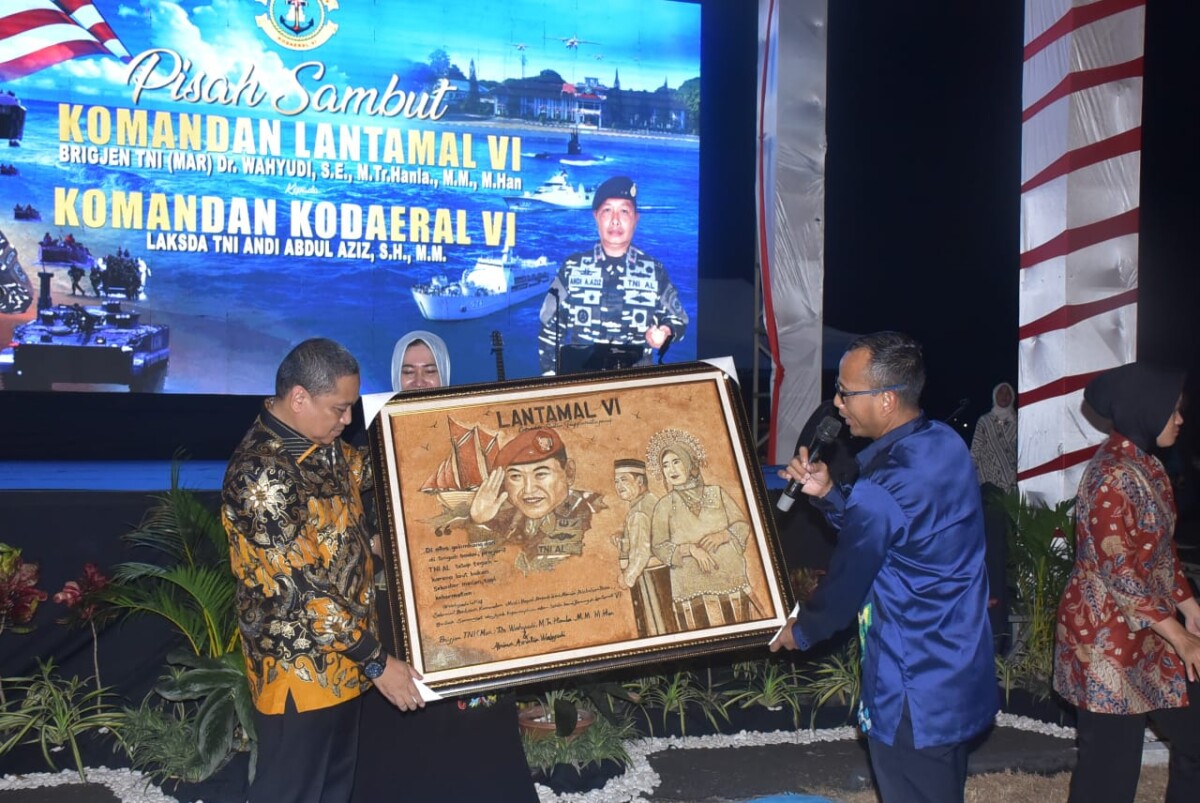 Pisah Sambut Dari Danlantamal VI Ke Dankodaeral VI: Momen Penuh Keakraban dan Haru