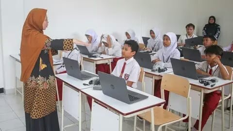 Sekolah Rakyat Di Wajo Kekurangan Guru
