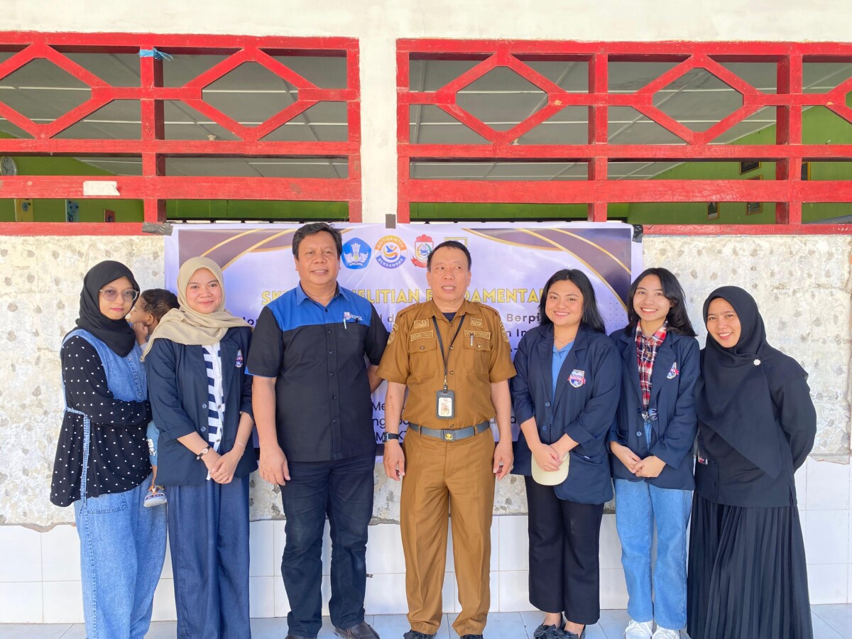 Dosen dan Mahasiswa Universitas Bosowa Meneliti di Pulau Lae Lae