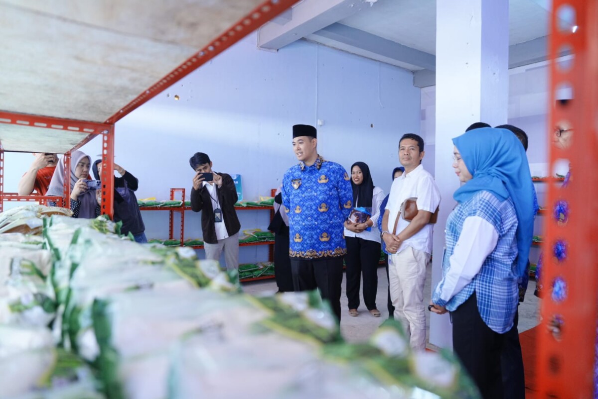 Pemkab Pangkep Hadirkan Mini Distribution Centre Hebat, Siapkan Sembako Murah