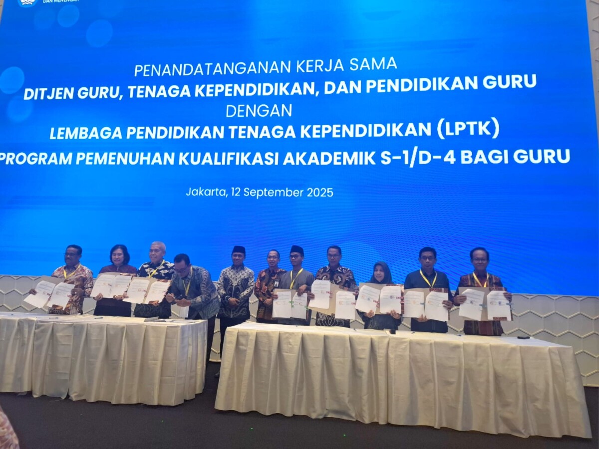 Komitmen Pemenuhan Kualifikasi S-1/D4, Rektor UIM Hadiri PKS di Jakarta
