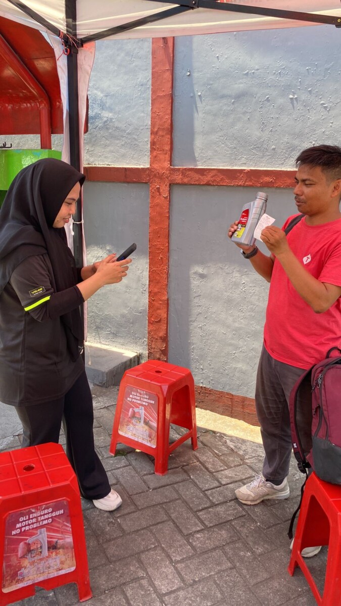 Kolaborasi Pertamina Hadirkan Oli Harga Spesial di SPBU Makassar