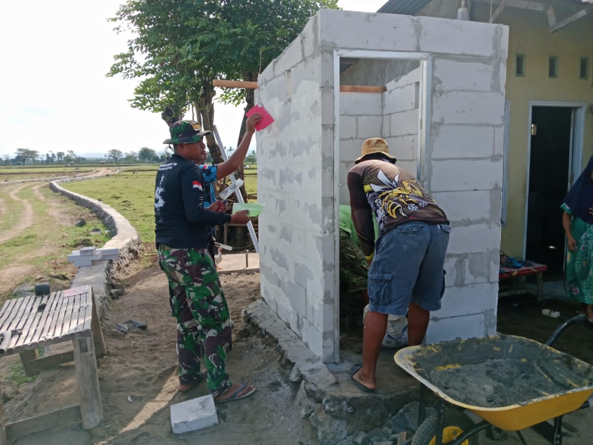 Satgas TMMD Ke 126 Kodim Takalar Bangun MCK Untuk Warga
