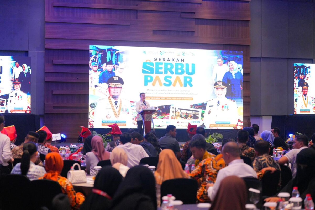 Sekprov Sulsel Launching Gerakan Serbu Pasar dan Business Matching