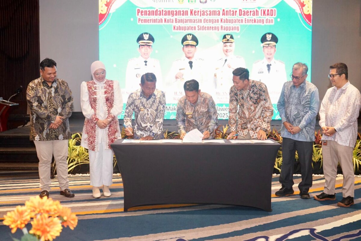 Banjarmasin Lirik Bawang Enrekang
