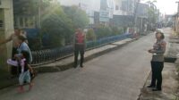 Cegah Kecelakaan Pelajar, Polres Pelabuhan Makassar Gencar Atur Lalu Lintas di Depan Sekolah Cegah Kecelakaan Pelajar, Polres Pelabuhan Makassar Gencar Atur Lalu Lintas di Depan Sekolah