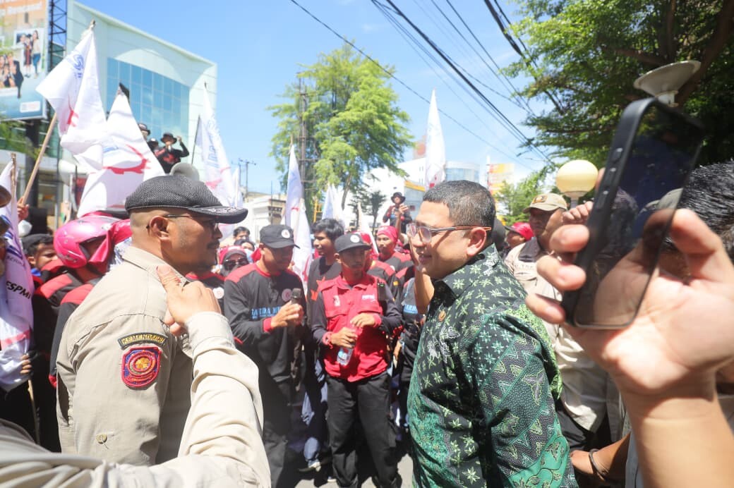 Munafri Turun Langsung Jemput Aspirasi FSPMI, Siap Fasilitasi Dialog Soal Kenaikan UMK 2026