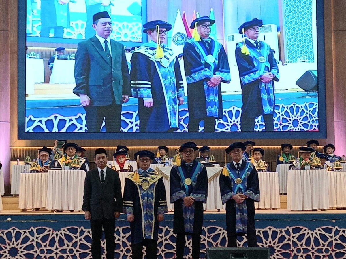 Erwin Akib Jadi Guru Besar ke 28 Unismuh Makassar
