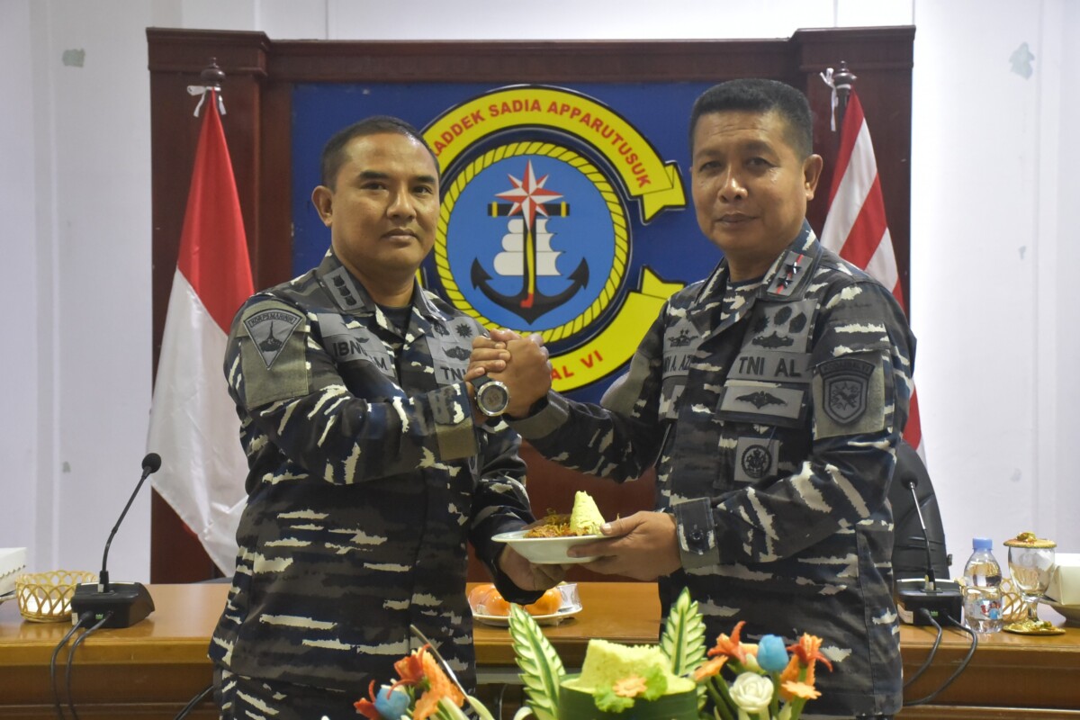 Dankodaeral VI Pimpin Do’a Bersama Menjelang Pergelaran Makassar Navy Open Water Sport Tahun 2025