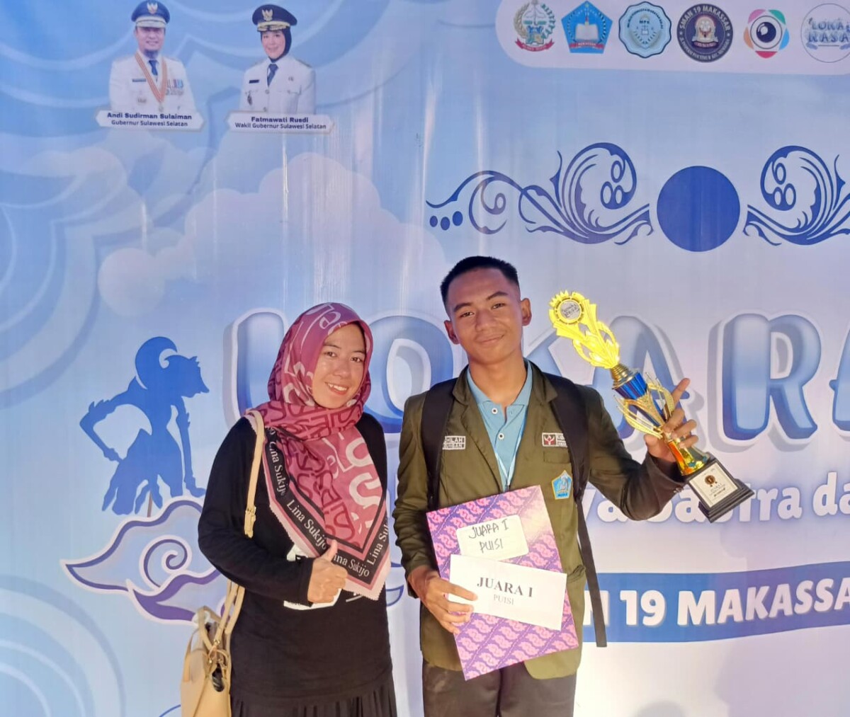 Andi Rizki Tendri Tata Juara 1 Lomba Baca Puisi LOKARASA Sulsel 2025 — MAN 3 Makassar Tampilkan Dominasi Sastra