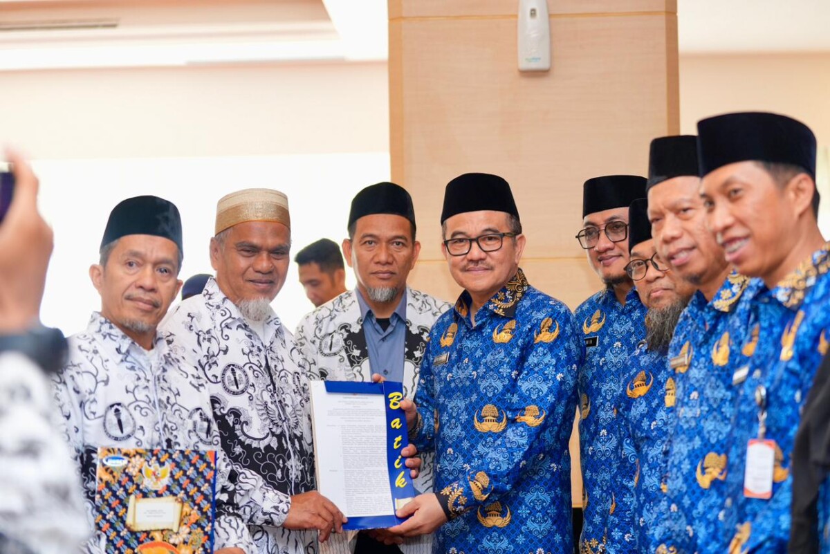 Rehabilitasi ASN, Pemprov Sulsel Terbitkan SK Pengaktifan Guru