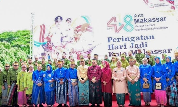 Potret Kepala DPMPTSP Hadiri Upacara HUT Kota Makassar
