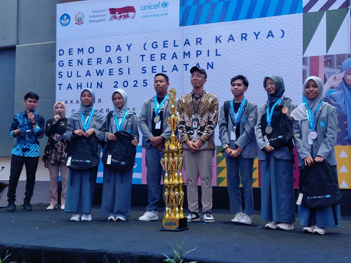 Dua SMA Asal Takalar Bikin Bangga Firdaus Daeng Manye