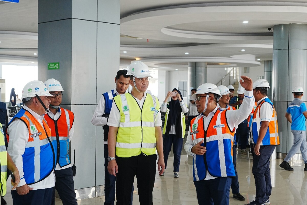 Senior Director Transportation Sector Danantara Tinjau Pelabuhan Makassar, Apresiasi Standar Pelayanan Pelindo