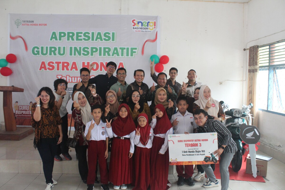 Asmo Sulsel dan Yayasan Astra Honda Motor Berikan Apresiasi kepada Guru Inspiratif Nasional Asal Konawe