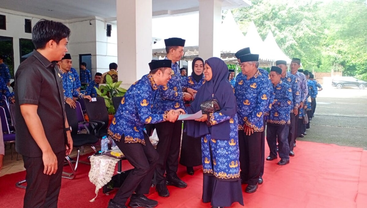 Peringatan Hari KORPRI Ke-54, Bupati Enrekang Baca Amanah Ketum Dewan Pengurus KORPRI Nasional