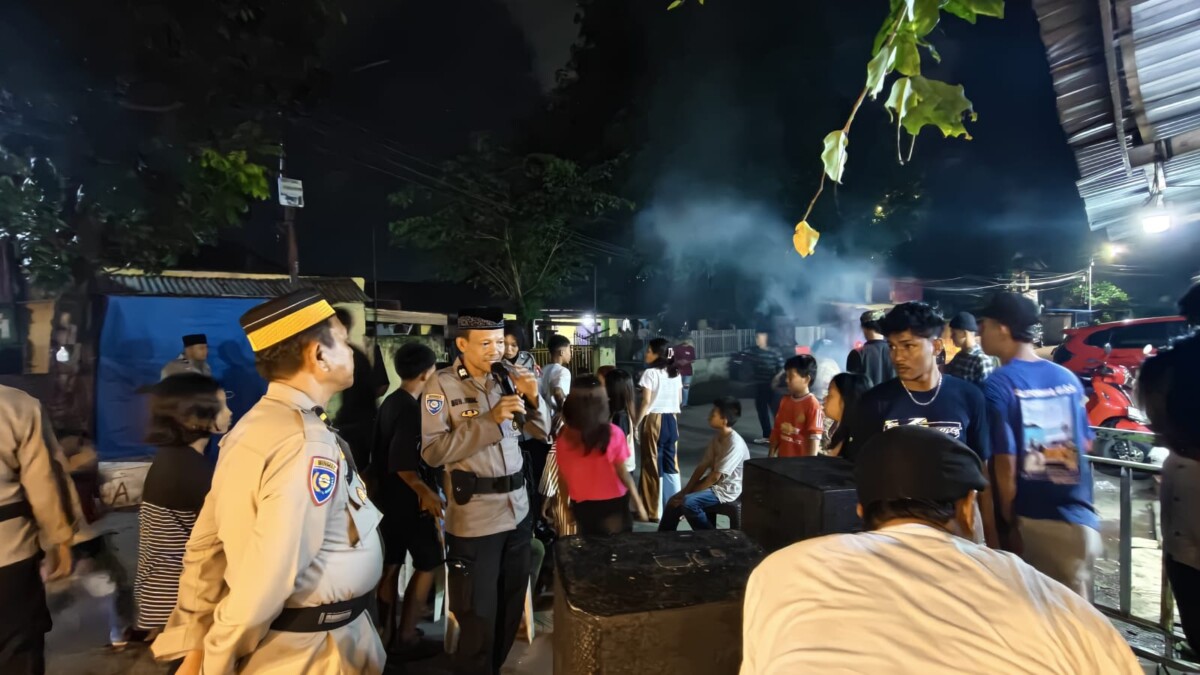 Antisipasi Kebakaran Akibat Petasan dan Kembang Api, Polisi Sambangi Pemukiman Padat Penduduk di Sekitar Depo Pertamina
