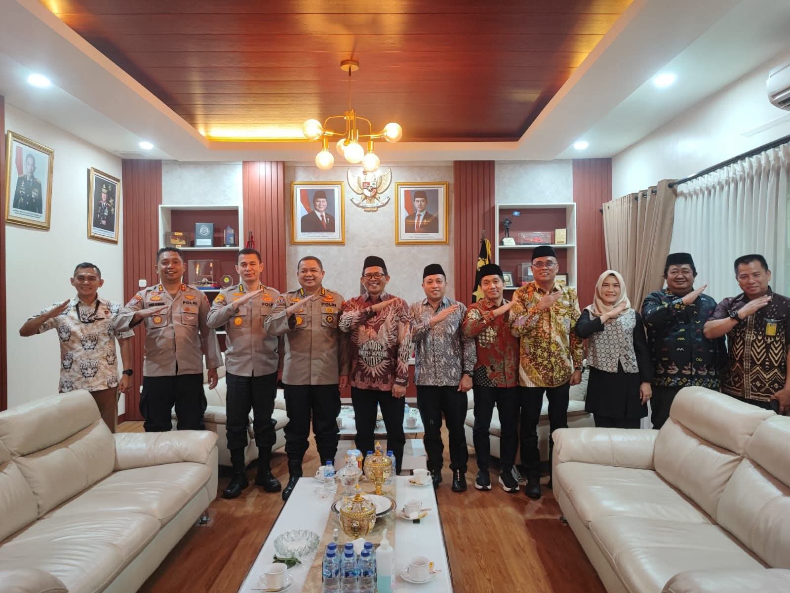 Kanwil Kementerian Haji Jajaki Kerja Sama dengan Polda Sulsel Jelang Operasional Haji 1447 H/2026 M