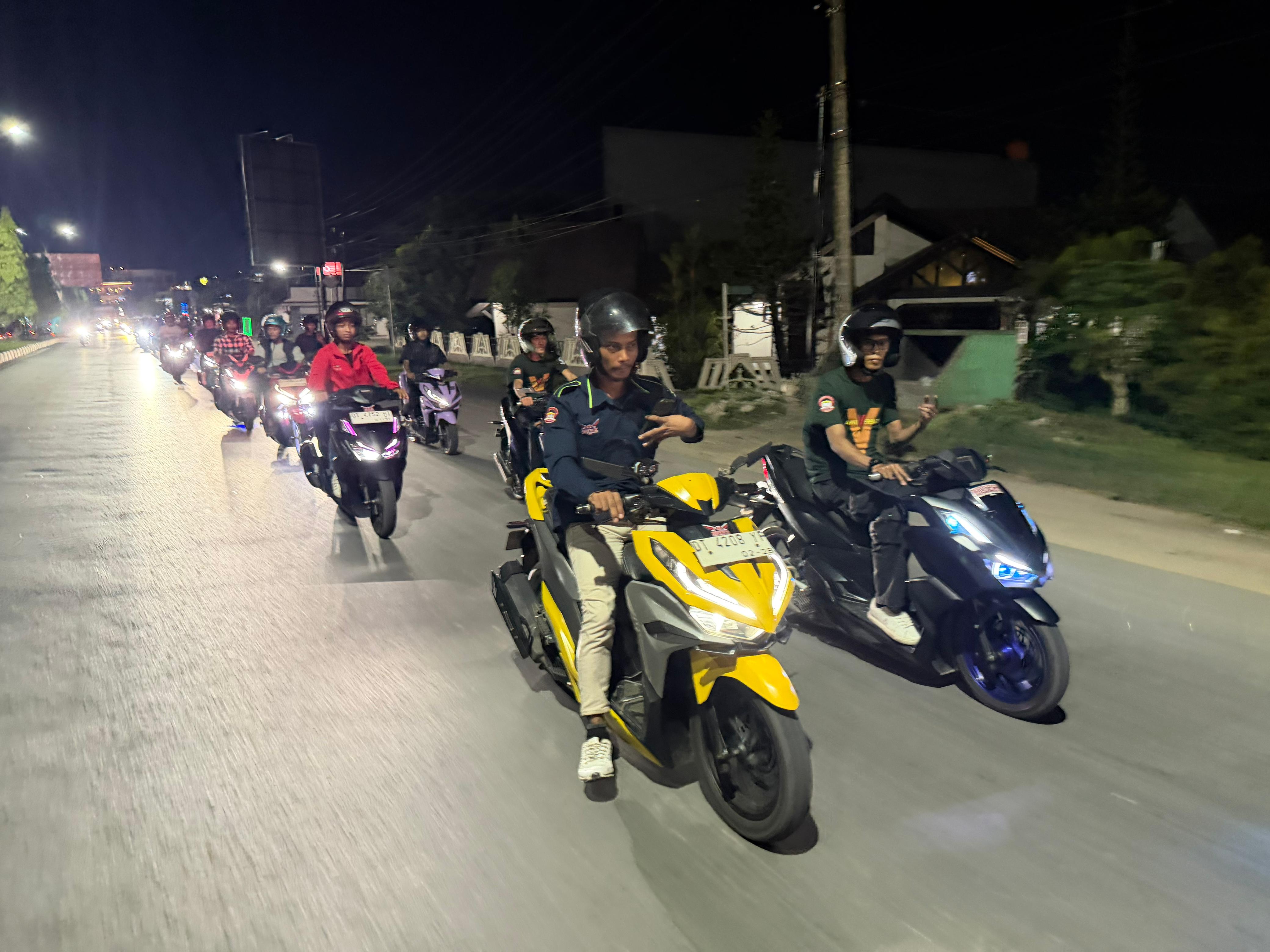 Asmo Sulsel Gelar Vario Night Ride di Kendari, Dukung Peluncuran All New Honda Vario 125