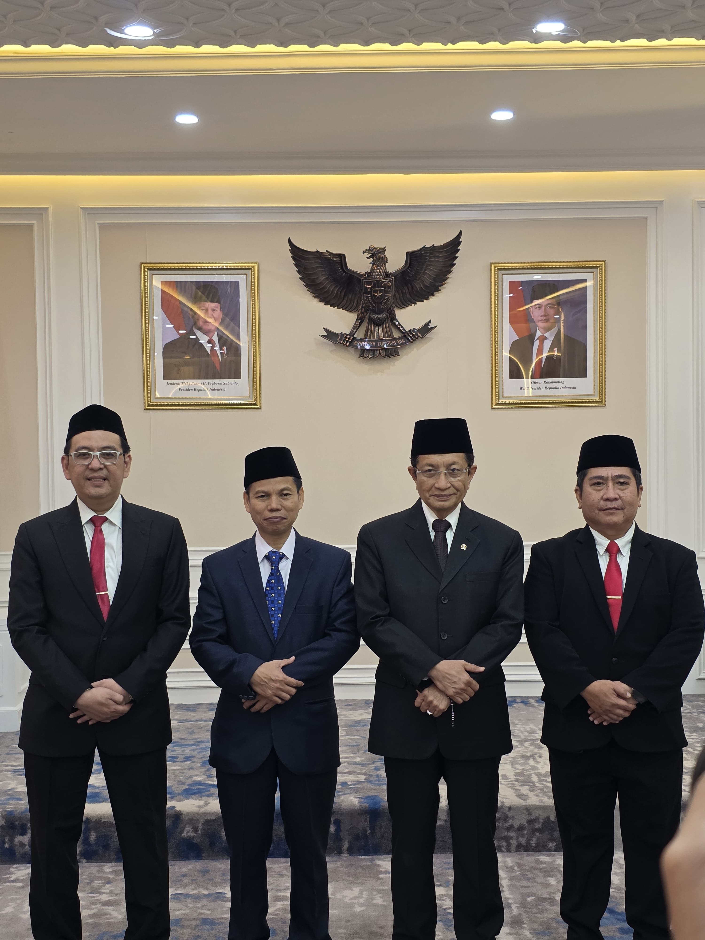 Lantik Tiga Eselon II, Menag Tekankan Semangat Transformasi dan Kepatuhan Regulasi