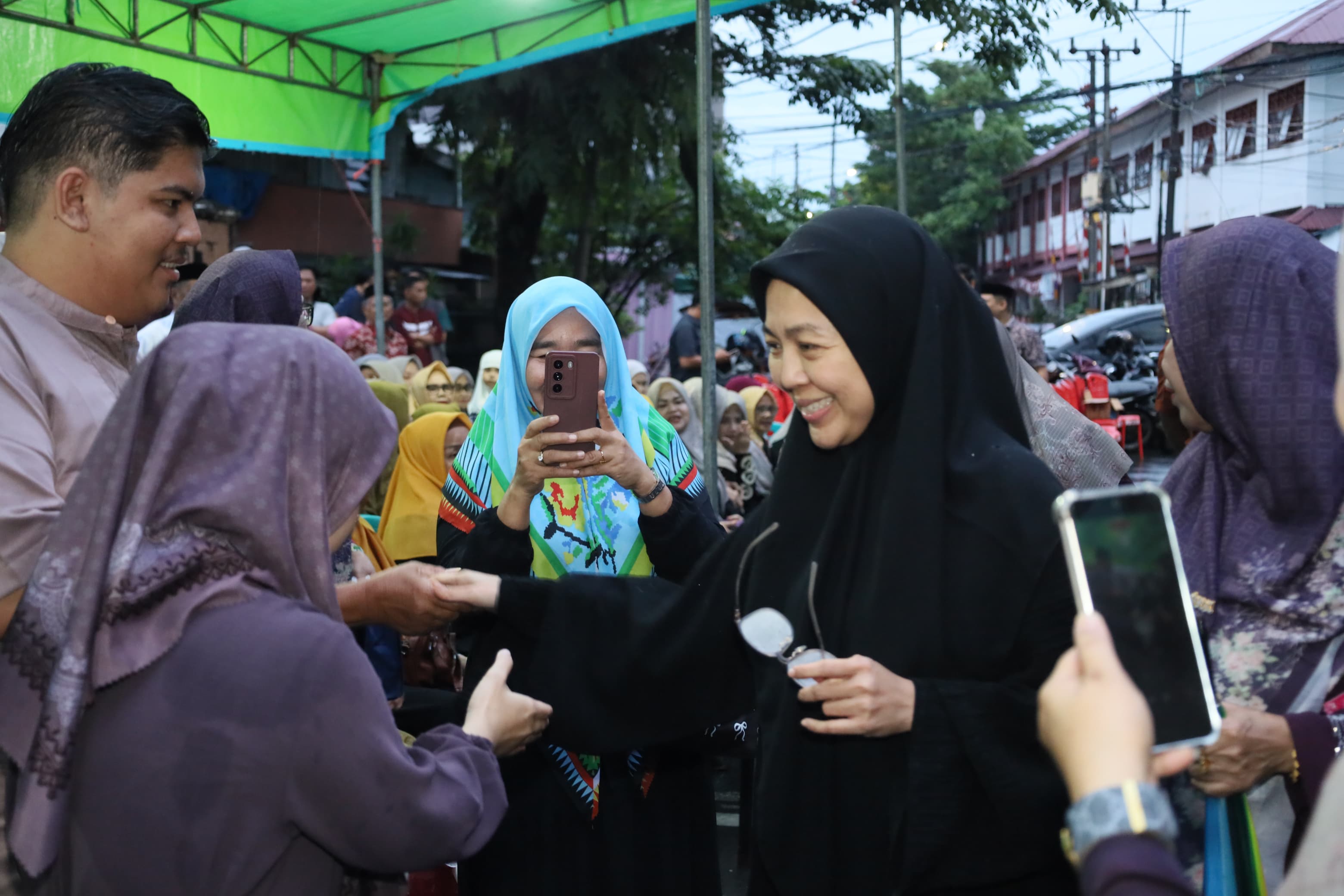 IMG-20260223-WA0059 Appi–Melinda Disambut Antusias di Maccini Sawah