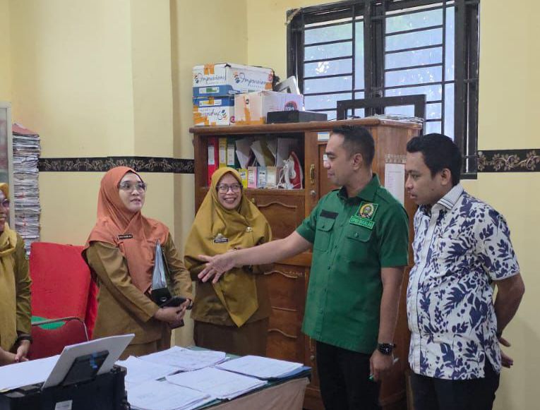 Temukan Layanan BPJS Serba Terbatas, Wakil Ketua DPRD Takalar Turun Tangan