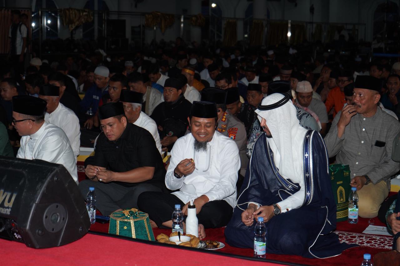 Bupati Wajo Hadiri Buka Puasa Bersama Gubernur