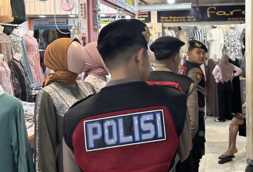 Demi Rasa Aman Warga, Satsamapta Polres Pelabuhan Makassar Gencarkan Patroli Demi Rasa Aman Warga, Satsamapta Polres Pelabuhan Makassar Gencarkan Patroli