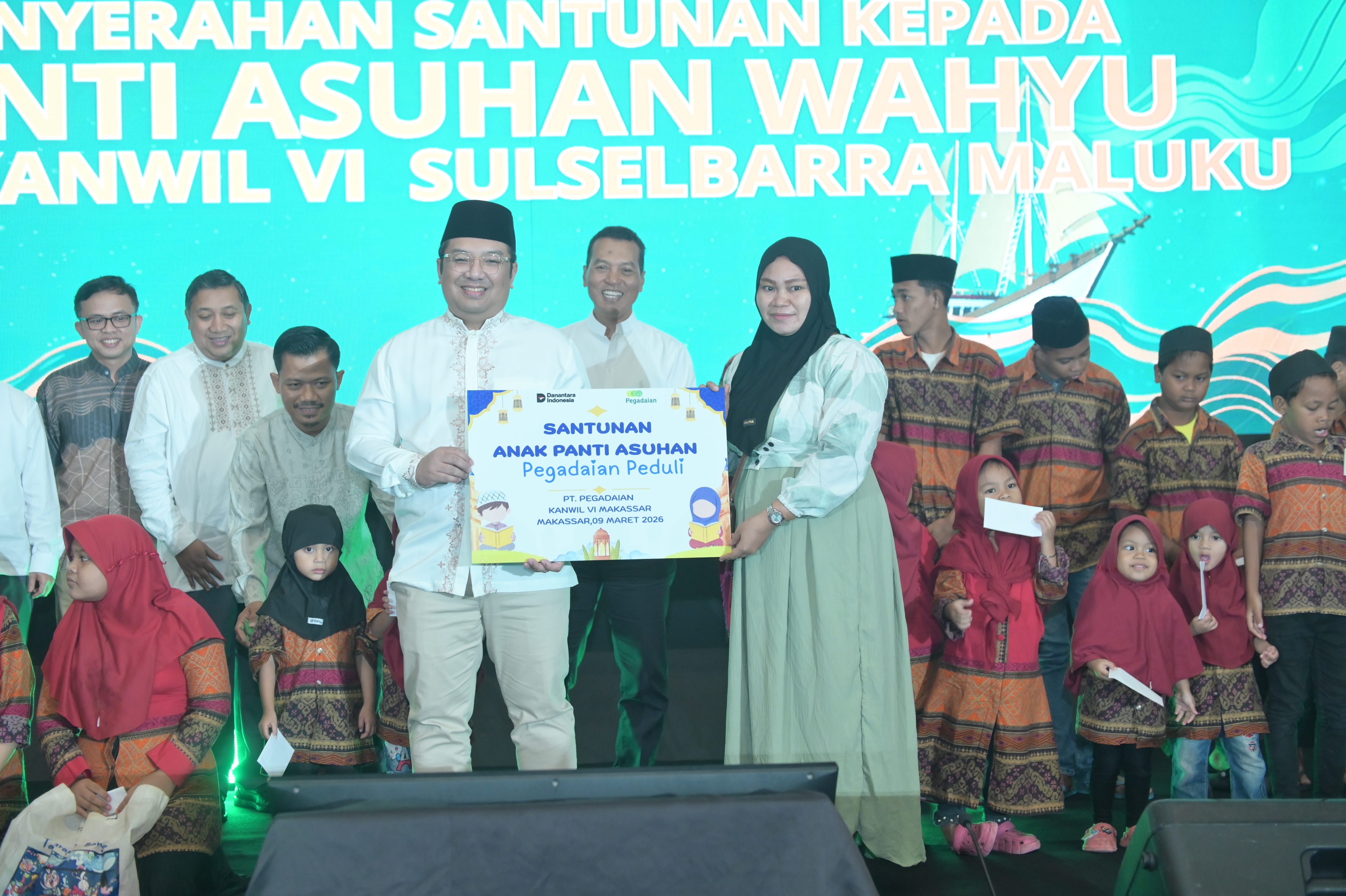 1001414876 Pegadaian Kanwil VI SulselBarRa Maluku Santuni Anak Yatim dalam Kegiatan Safari Ramadhan