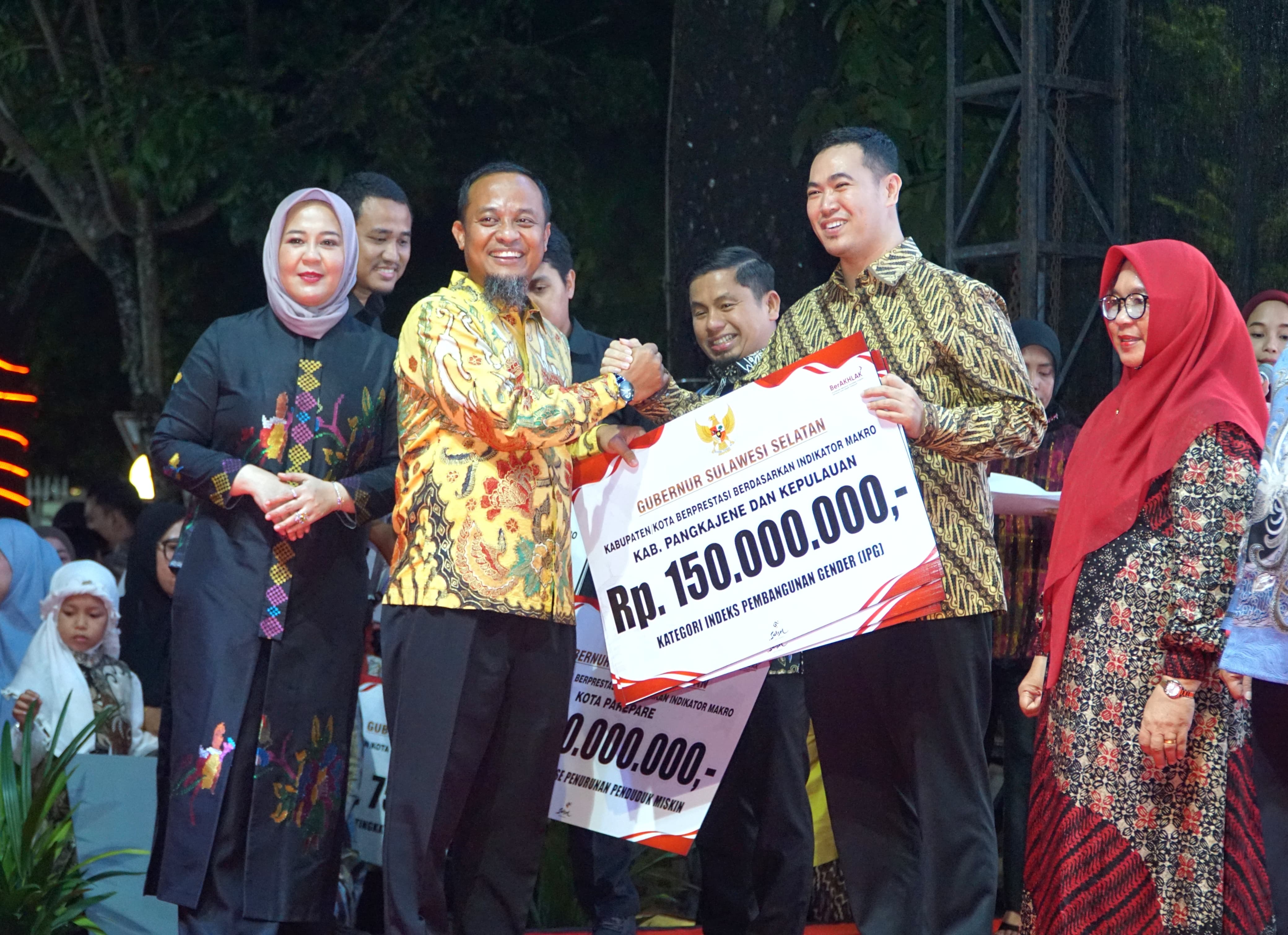 Pemkab Pangkep Sabet Tiga Penghargaan Bergengsi dari Pemprov Sulsel