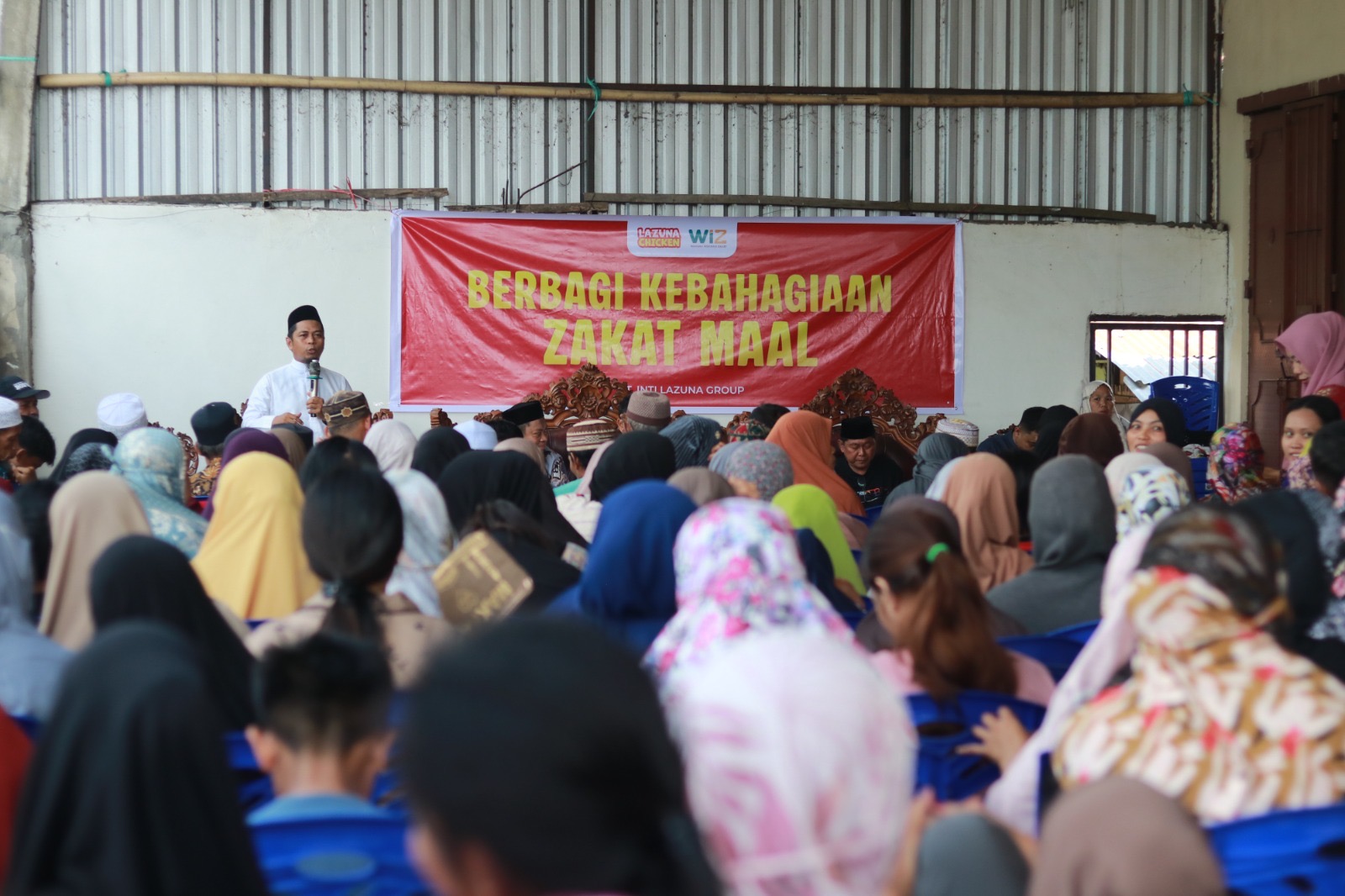 6feeccca-5e74-420a-829a-7603e2cf9c1e Melalui WIZ, Lazuna Chicken dan Lazuna Grup Salurkan Zakat Maal untuk 1.000 Keluarga Pra Sejahtera di Sidrap