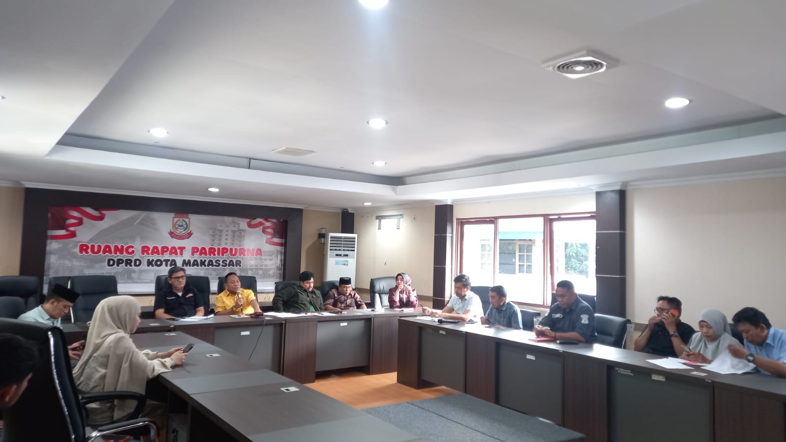 Komisi B Pertanyakan Kewenangan Pallubasa Serigala Tarik Pajak Parkir dari Jukir