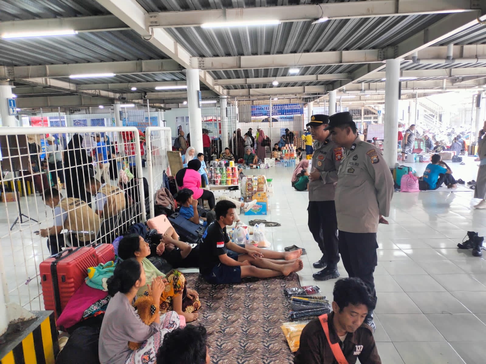 Pengamanan Mudik Diperketat, Polres Pelabuhan Makassar Tingkatkan Edukasi dan Pelayanan Masyarakat