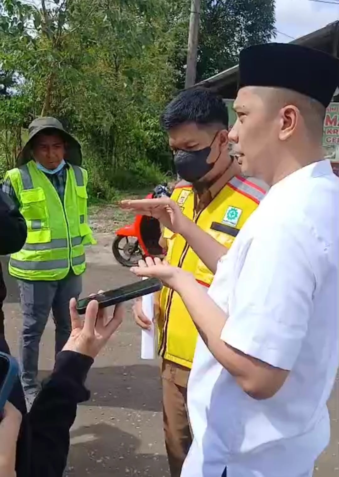 Pantau Proyek Jalan Gowa-Sinjai, Mizar Roem Harap Dukungan Masyarakat