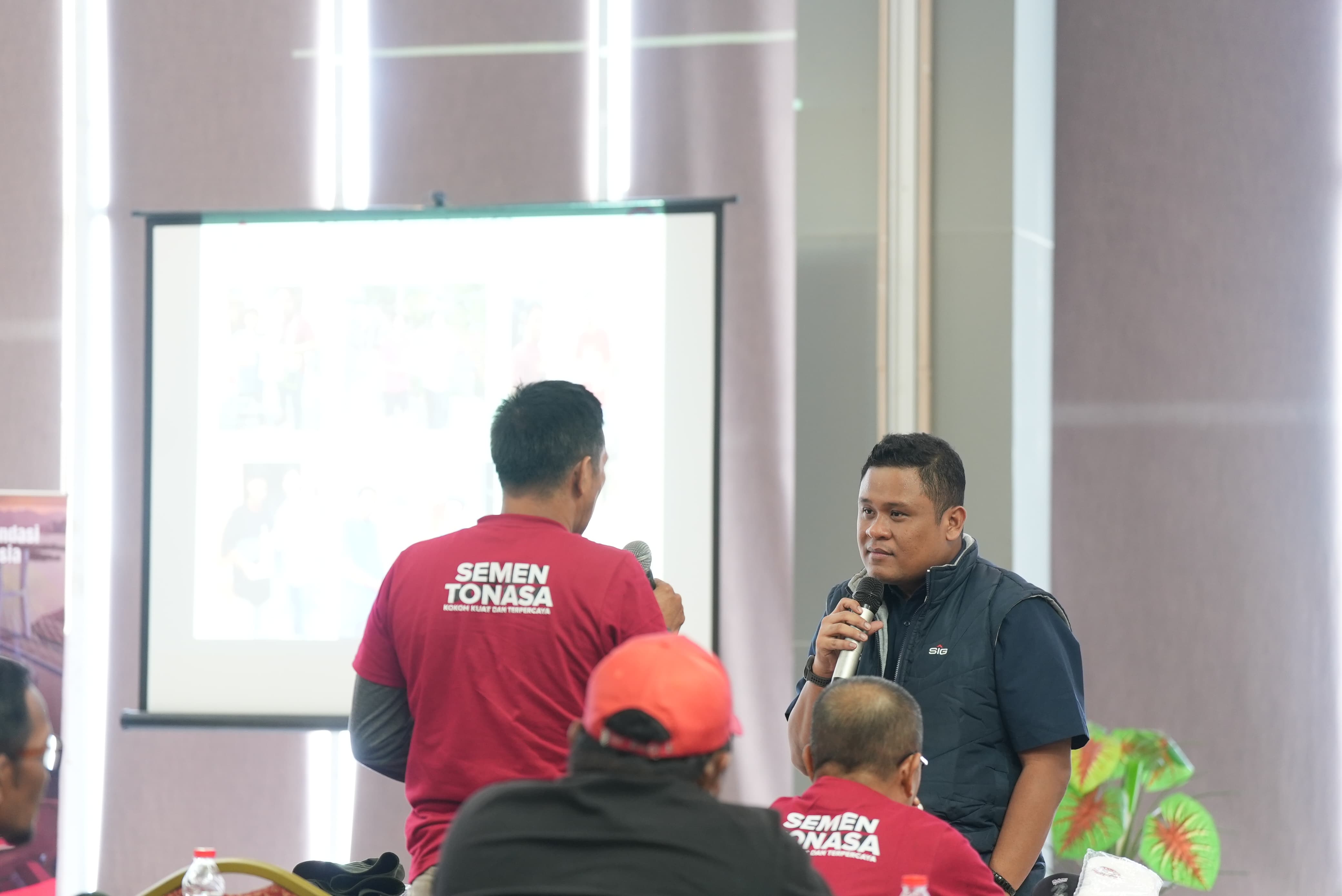 Semen Tonasa Gelar Temu Tukang, Perkuat Hubungan dengan Pengguna Semen
