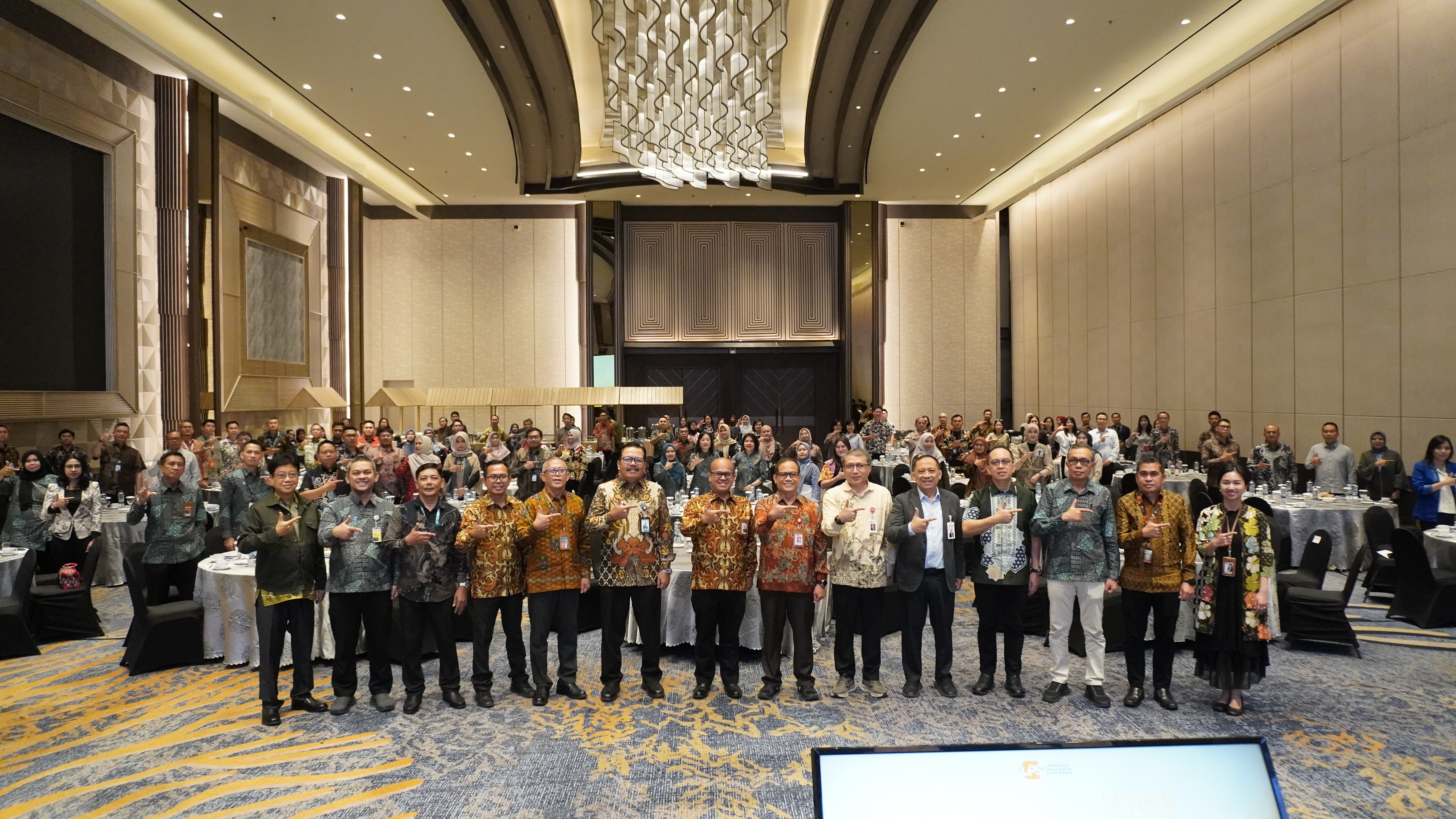 3 (1) Dorong Inklusi Keuangan Berkelanjutan, LPS Perkuat Sinergi Perbankan di Sulsel Implementasikan GRC