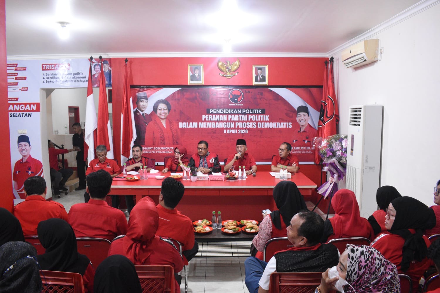 8b84b3d4-61f6-4e39-a7a6-b3f1cc62658a DPD PDI Perjuangan Sulsel Gelar Fit and Proper Test 100 Calon Ketua PAC di Makassar