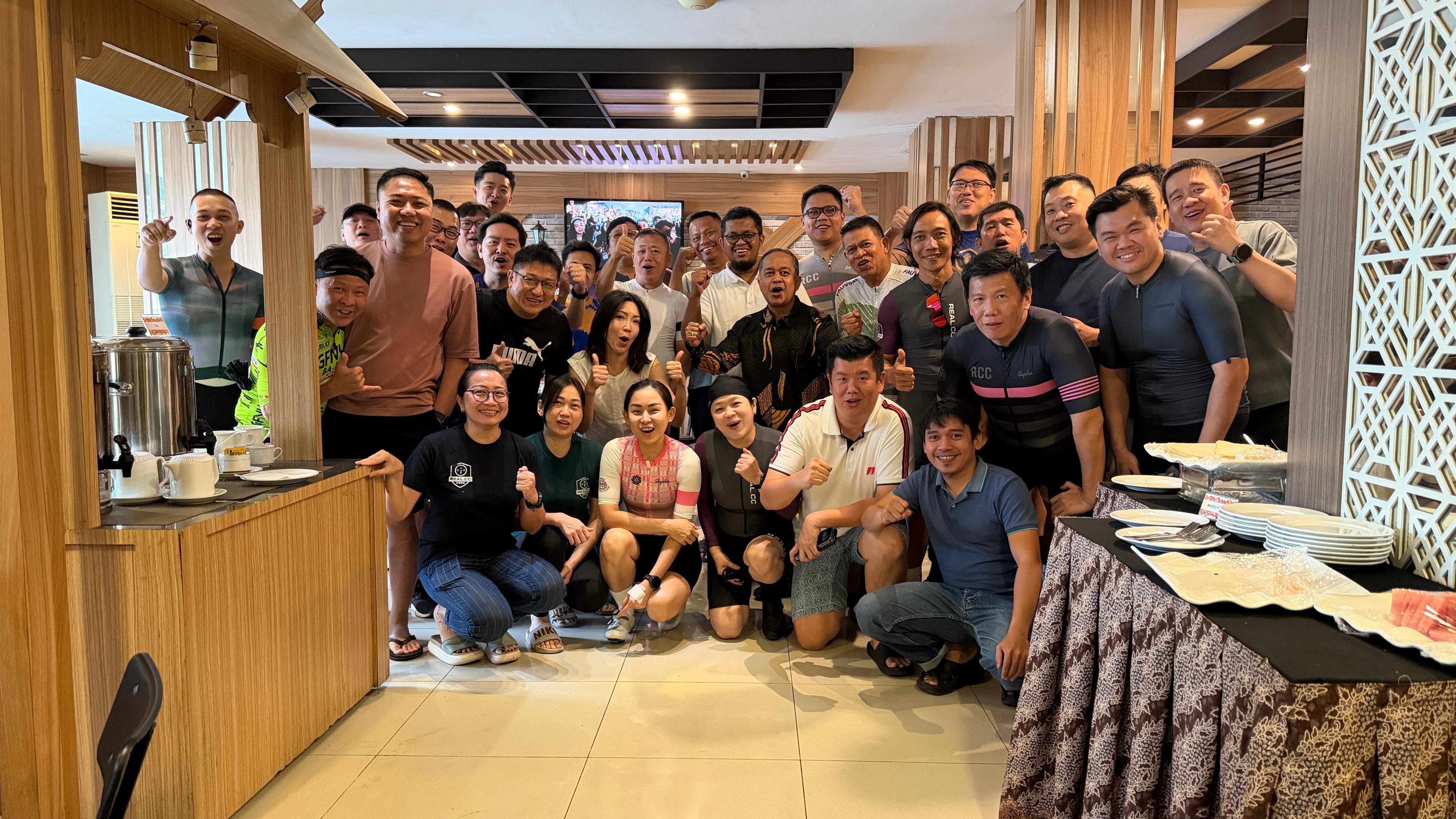 IMG-20260404-WA0091 RCC Gelar Halal Bihalal: Gowes Keliling Kota Makassar Dilanjutkan Menikmati Konro