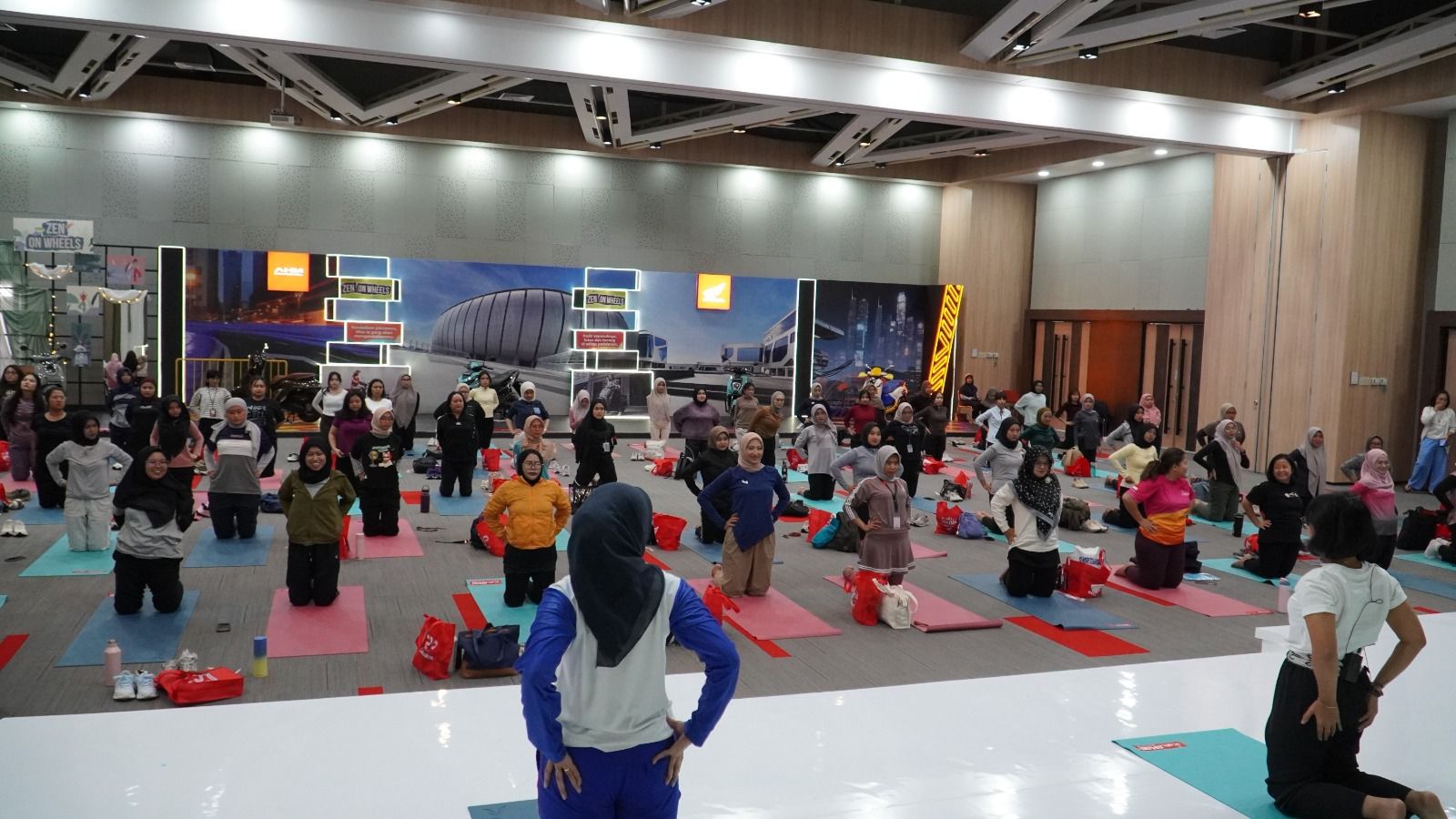 “Zen on Wheels” Tenang Berkendara ala Kartini Masa Kini