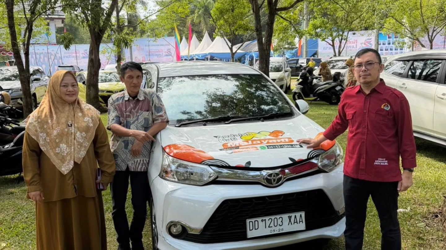 IMG-20260428-WA0007 Jawab Kebutuhan Nakes, Gubernur Serahkan Mobil Layanan Kesehatan