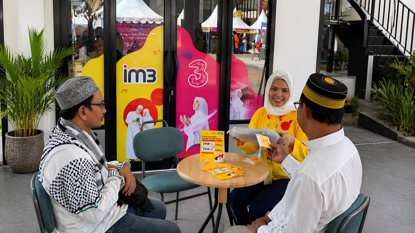 Indosat Kalisumapa Hadirkan Rumah Haji & Umrah di Asrama Haji Sudiang