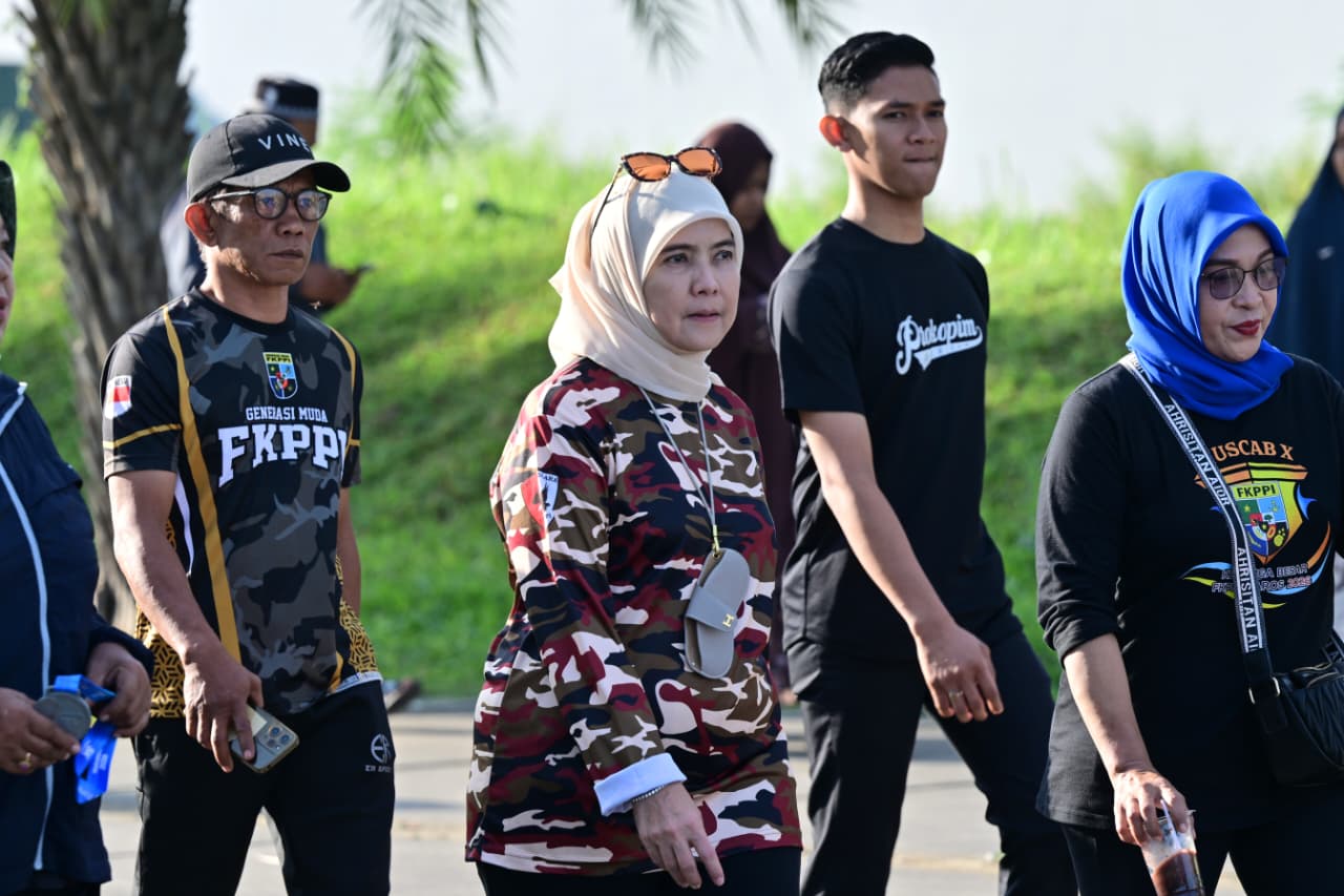 aliyah Aliyah Mustika IAS Hadiri Jalan Sehat Silaturahmi KBPP Polri–FKPPI Sulsel