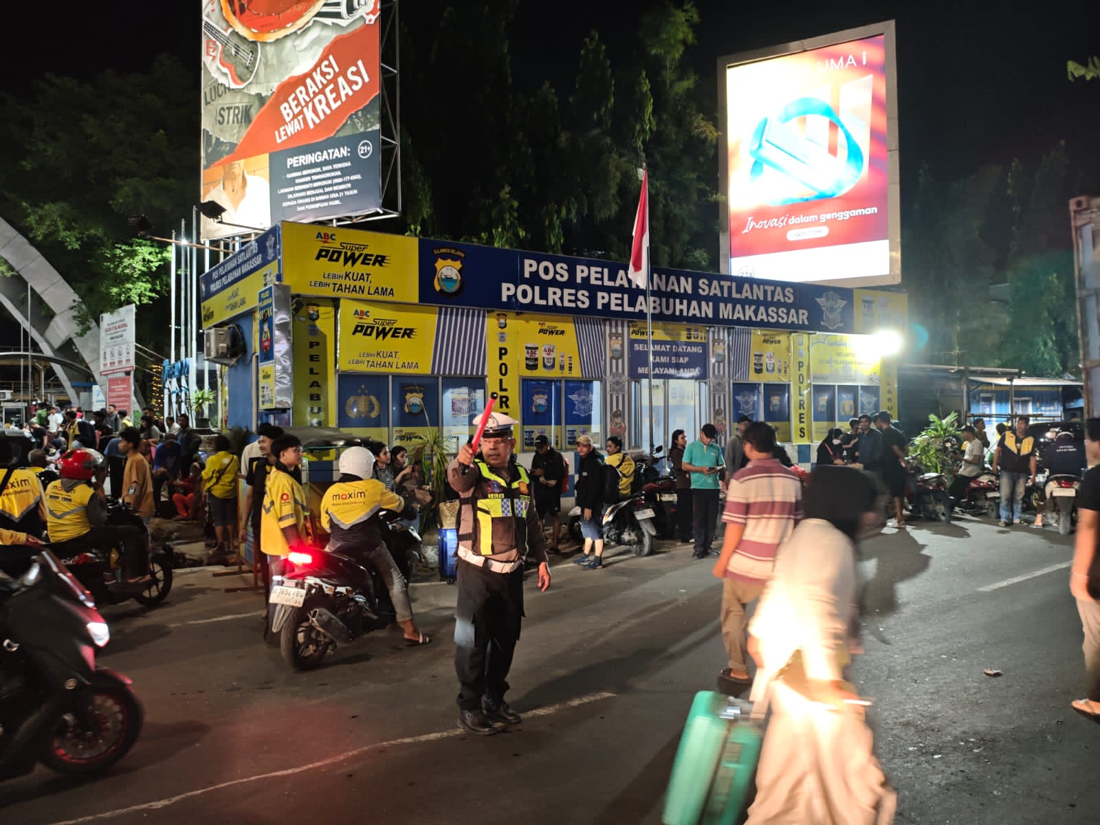 IMG-20260521-WA0093 Kapal Sandar Tengah Malam, Satlantas Polres Pelabuhan Gerak Cepat Atur Lalu Lintas Cegah Kemacetan
