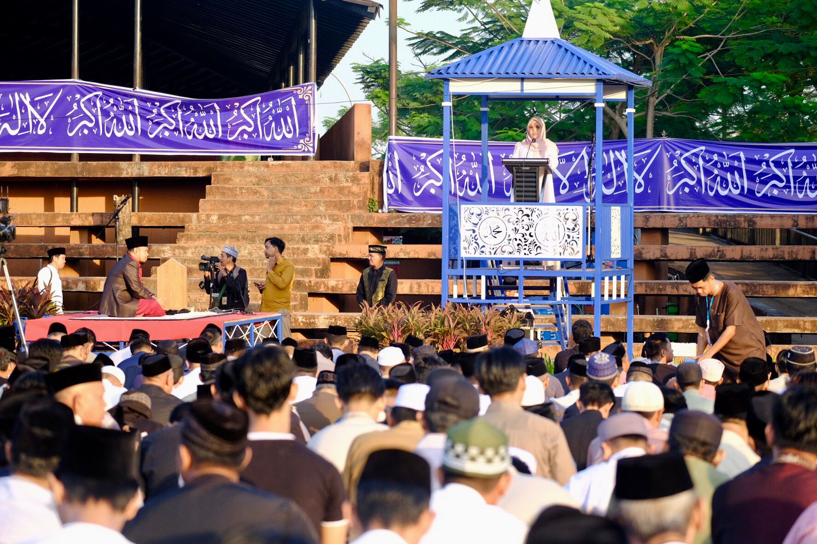 Bupati Gowa Salat Iduladha Bersama Masyarakat di RTH Syekh Yusuf, Ajak Warga Perkuat Kepedulian dan Persatuan