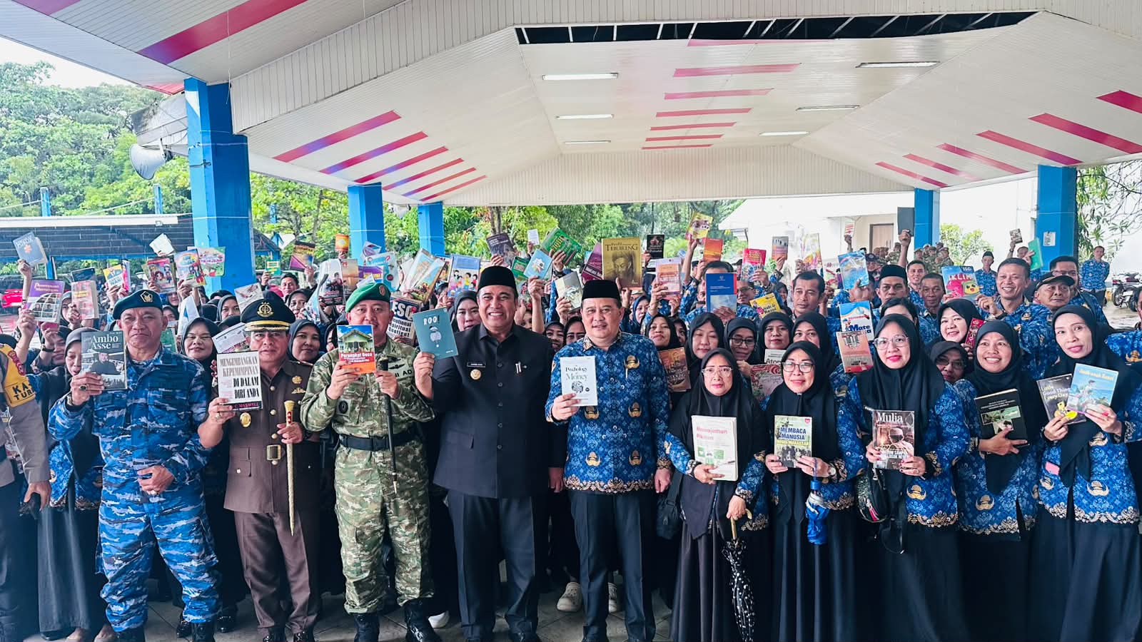 WhatsApp Image 2026-05-18 at 15.12.52 Bupati Maros Gagas Gerakan Donasi Buku, Target 1.000 Judul untuk Sekolah