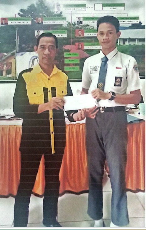 Di Gowa, Bantuan Pendidikan Datang untuk Murid yang Bertahan Mengejar Sekolah