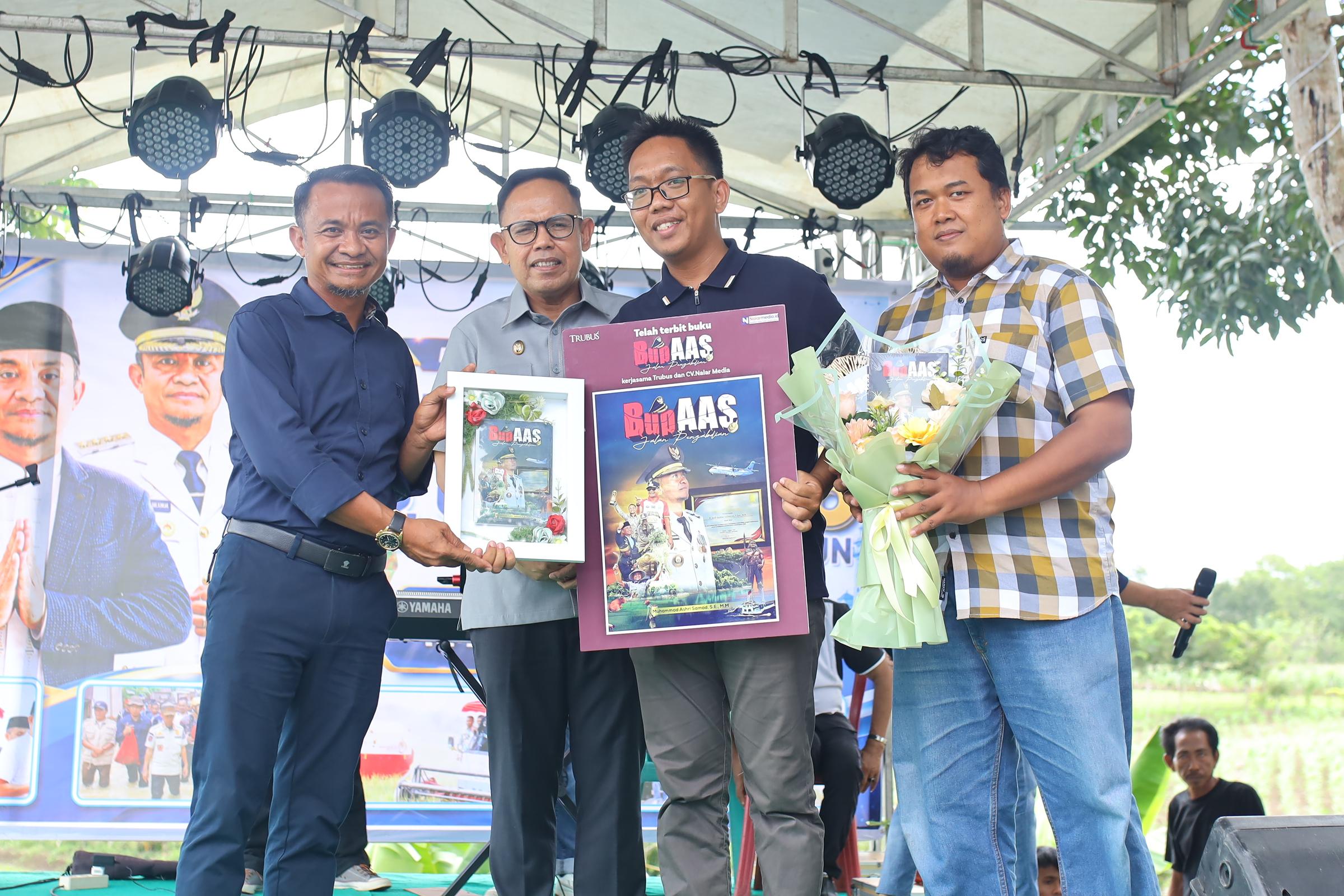 Launching di Momen Spesial HUT Bupati Bone, Buku “BupAAS: Jalan Pengabdian”